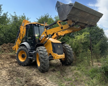 JCB 4CX-img