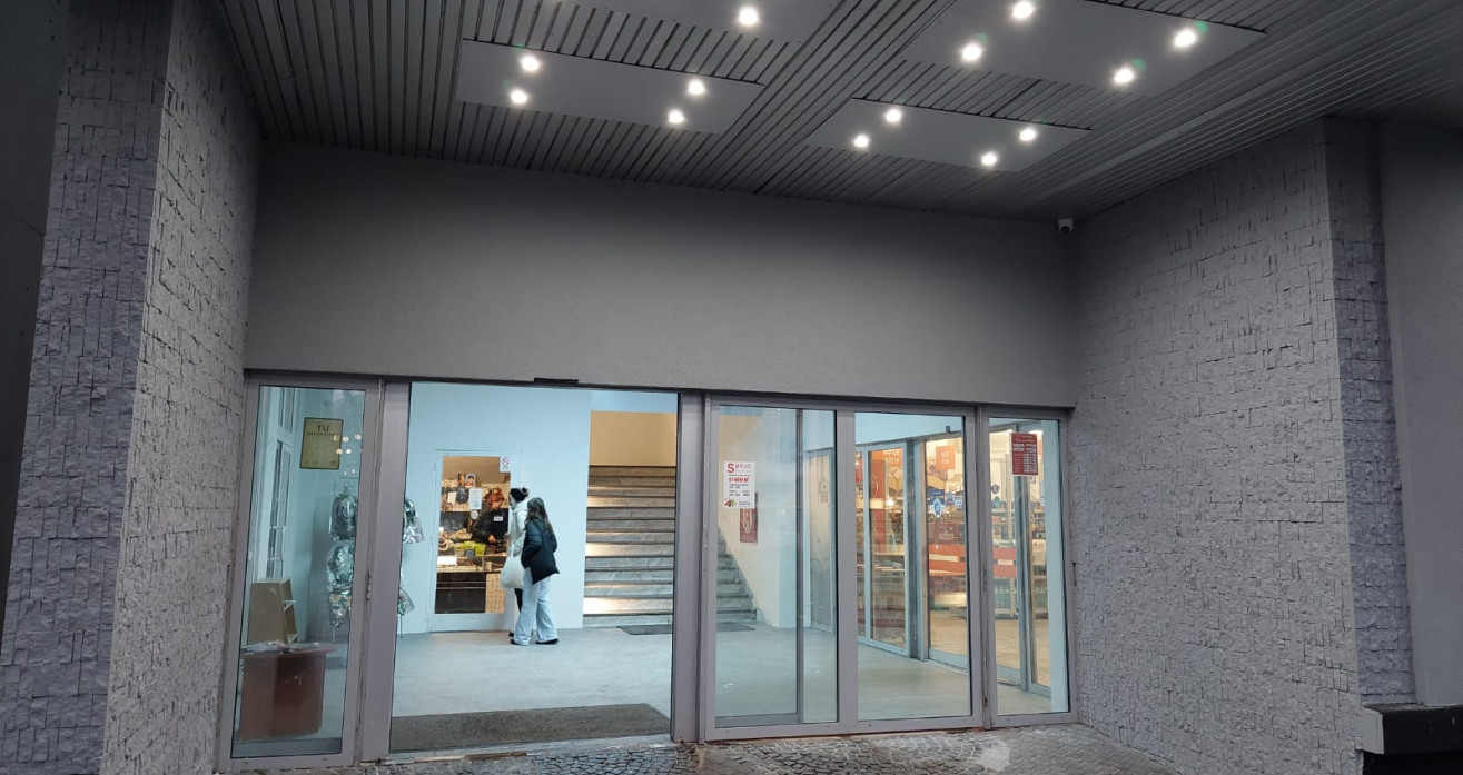 Rekonštrukcia obchodného domu-img