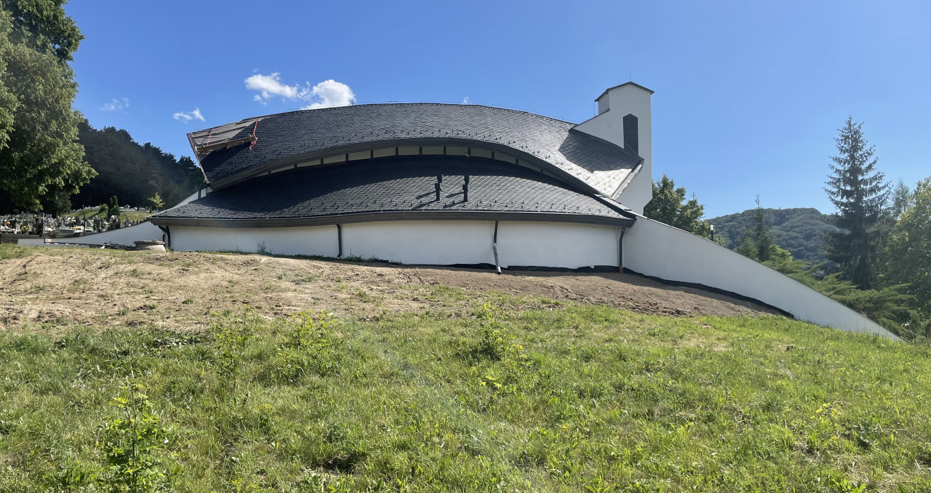 Oprava fasády dom smútku-img